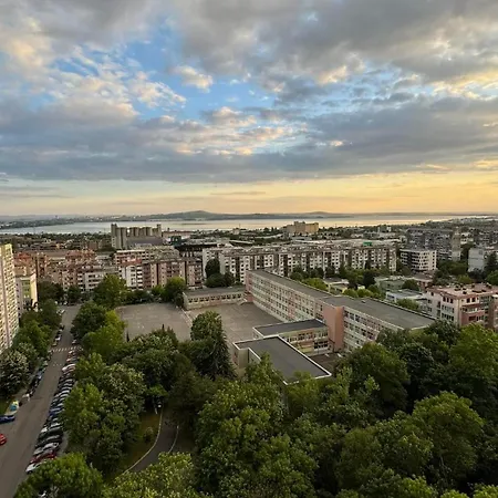 Apartment Апартамент Панорама Славейков *